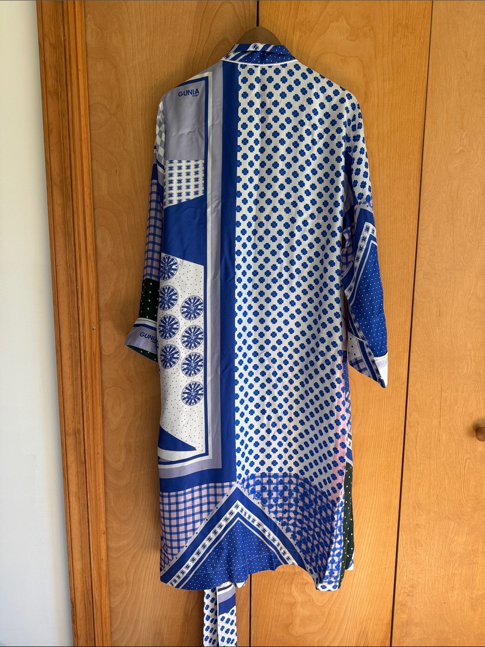 GUNIA One-of-a-kind Silk Robe - Picture 8 of 8